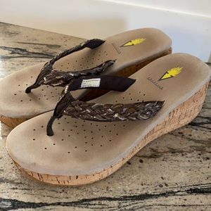 Women’s Volatile wedge sandals size 9